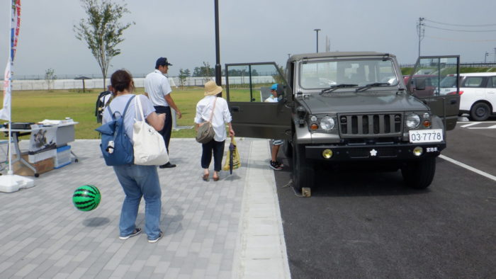 自衛隊車両展示